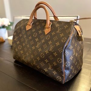 Louis Vuitton speedy bag